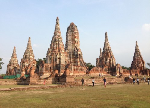 ライトアップアユタヤ